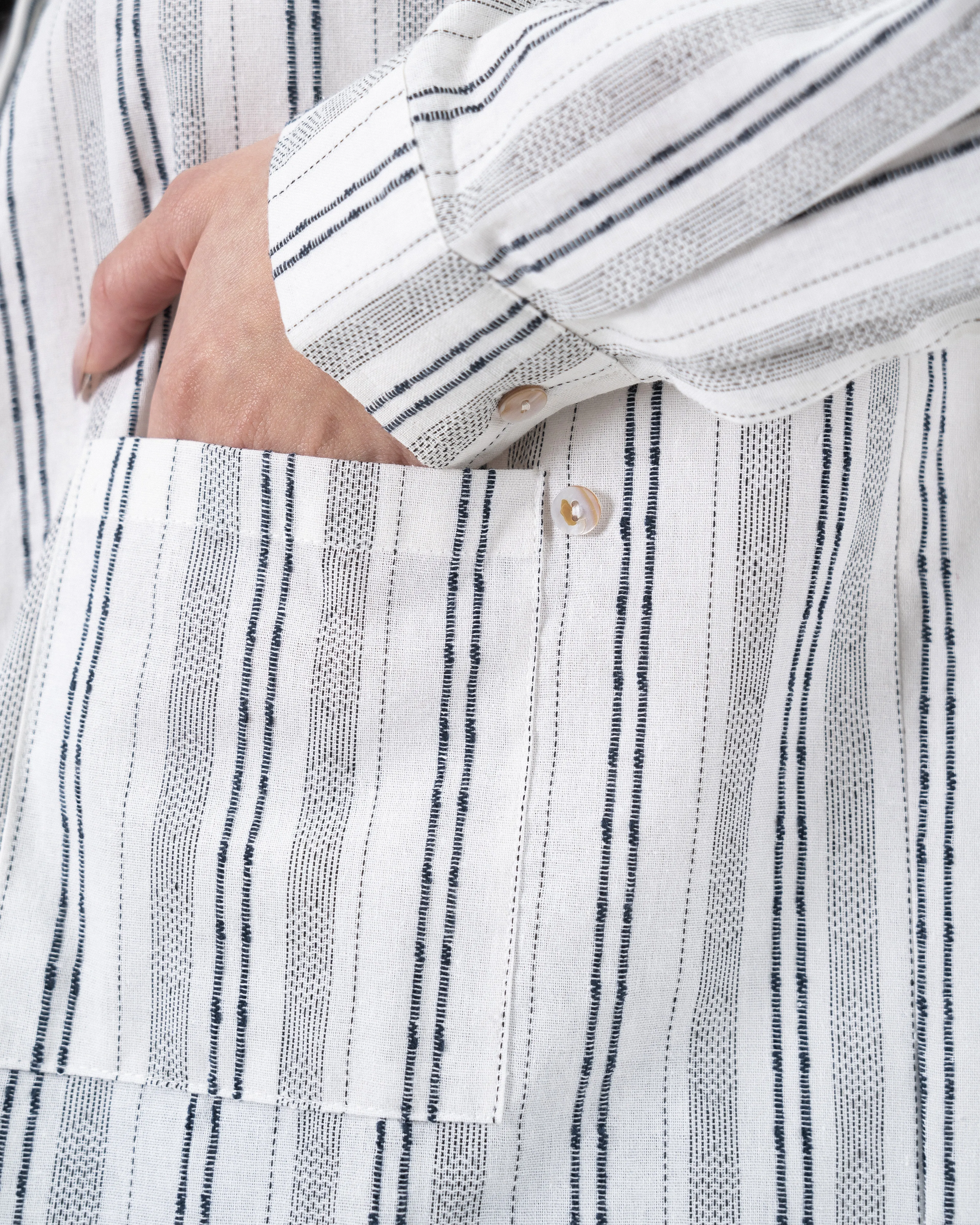 Multi-Wear Striped Oversize Pocket Shirt (Striped)